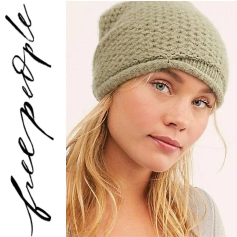 Free People Dreamland Knit Beanie Olive One Size Soft Warm Style ACCFP1220 NWT - Picture 1 of 9